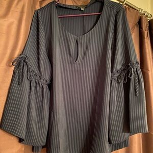 Lane Bryant Navy Blue Pinstripe Pls Sz Top 18/20